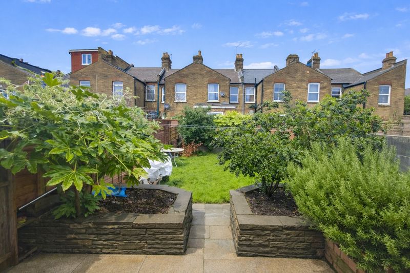 Photo 17- click for photo gallery